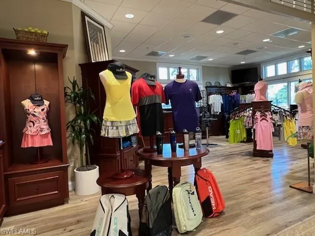 Tennis Pro Shop