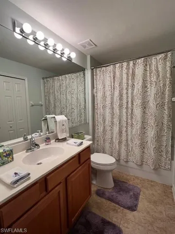 Guest Bathroom with tub/shower combination.