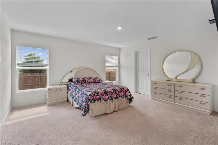 2706 9th St Sw, Lehigh Acres, Florida 33976