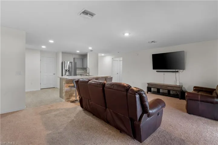 2706 9th St Sw, Lehigh Acres, Florida 33976