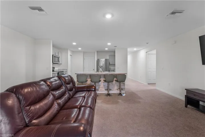 2706 9th St Sw, Lehigh Acres, Florida 33976