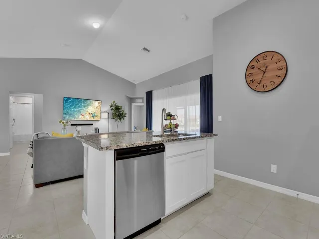1101 NE 10th  ST, Cape Coral, FL 33909