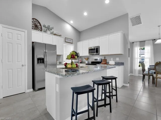 1101 NE 10th  ST, Cape Coral, FL 33909