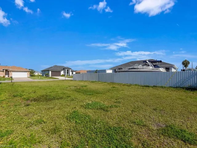 1101 NE 10th  ST, Cape Coral, FL 33909