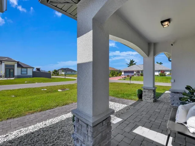 1101 NE 10th  ST, Cape Coral, FL 33909
