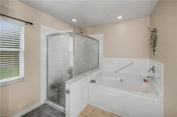 201 Ne 17th Ter, Cape Coral, Florida 33909
