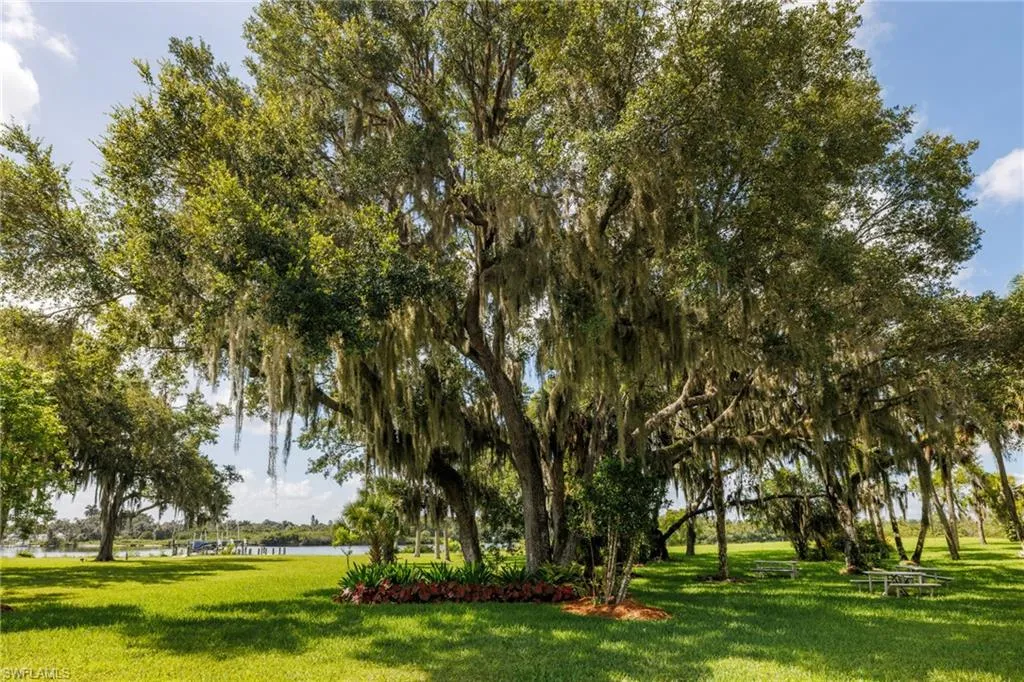 14080 Duke HWY, Alva, FL 33920,225060856
