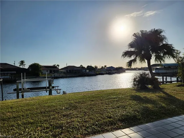 2715  Kamal  PKWY, Cape Coral, FL 33904