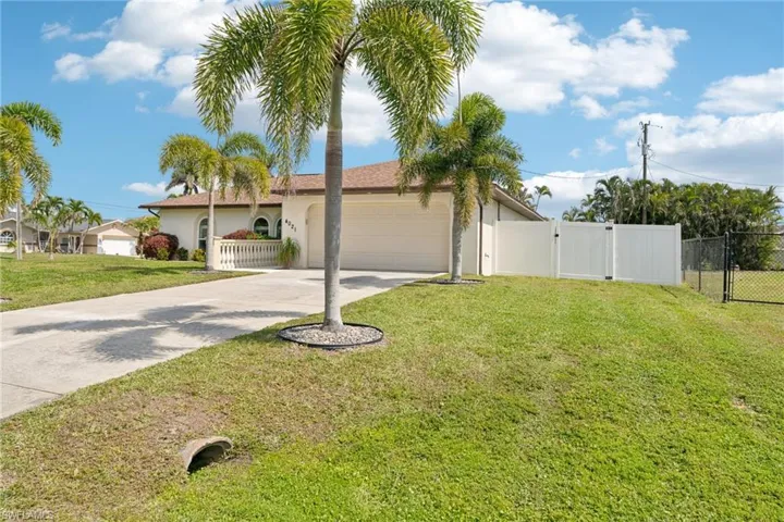 4021 Sw 15th Pl, Cape Coral Fl 33914