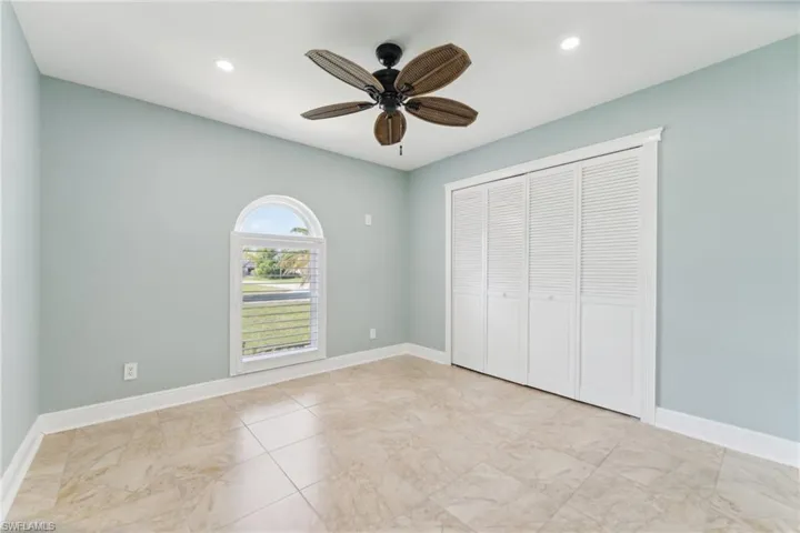 4021 Sw 15th Pl, Cape Coral Fl 33914