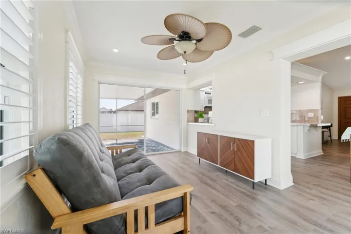 4021 Sw 15th Pl, Cape Coral Fl 33914