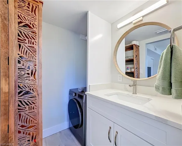 200 Lenell Rd 117, Fort Myers Beach, Florida 33931