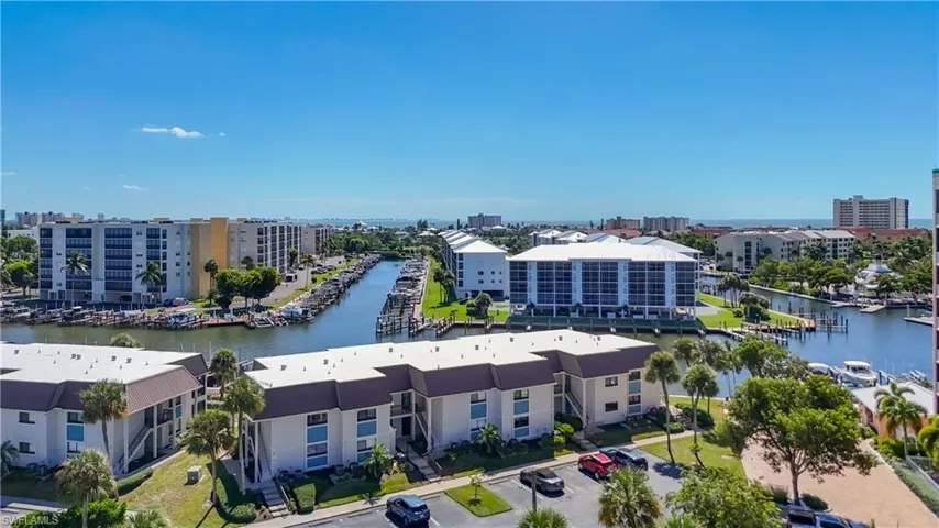 200 Lenell Rd 117, Fort Myers Beach, Florida 33931