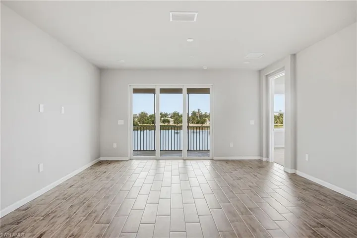 4596 Arboretum Cir 202, Naples, Florida 34112