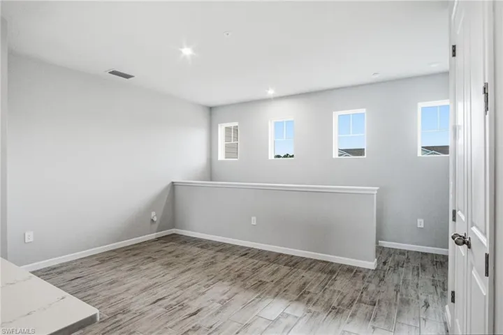 4596 Arboretum Cir 202, Naples, Florida 34112