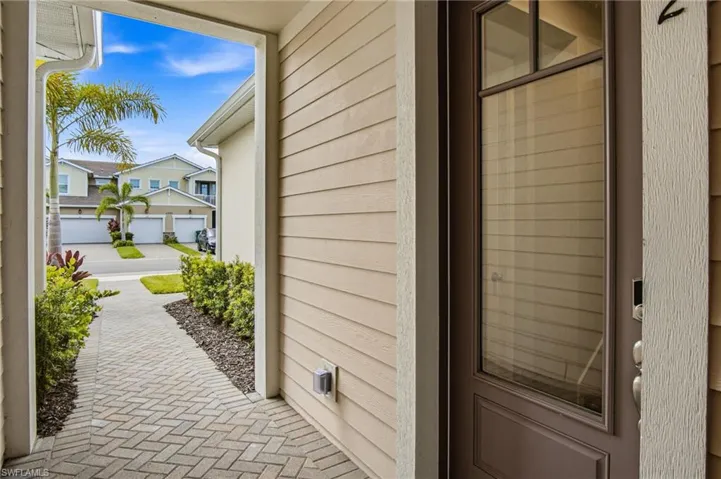 4596 Arboretum Cir 202, Naples, Florida 34112