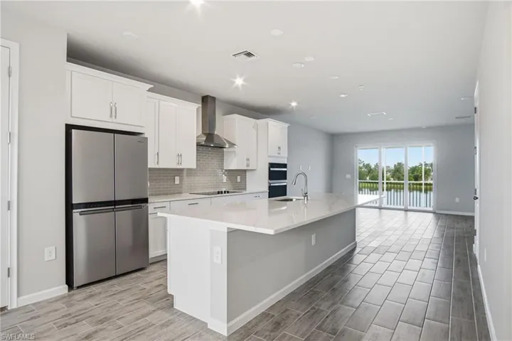 4596 Arboretum Cir 202, Naples, Florida 34112