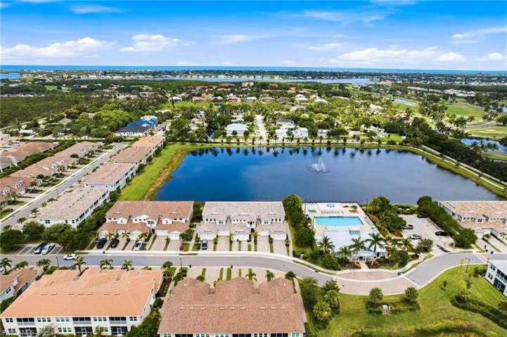 4596 Arboretum Cir 202, Naples, Florida 34112