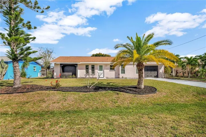 1903 SE 15th  ST, Cape Coral, FL 33990
