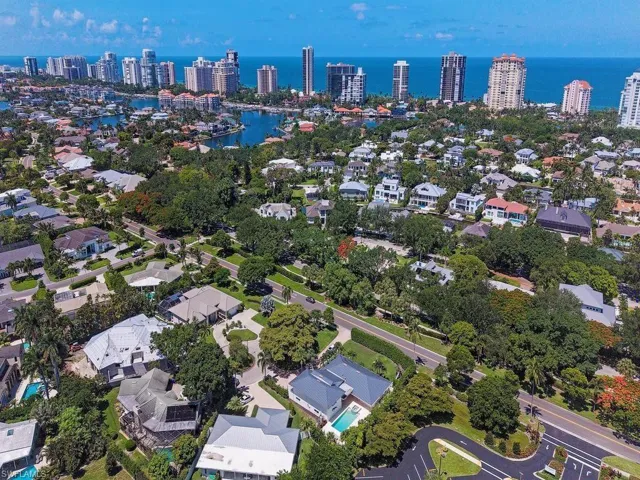 5160 Crayton Pl S, Naples, Florida 34103