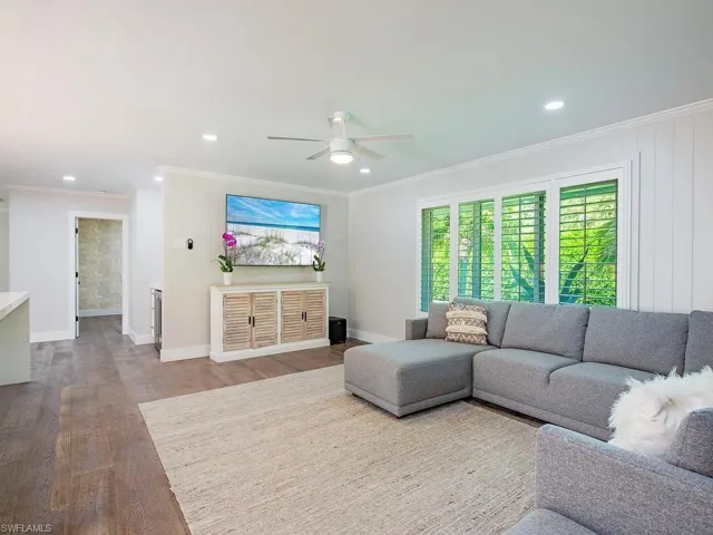 5160 Crayton Pl S, Naples, Florida 34103