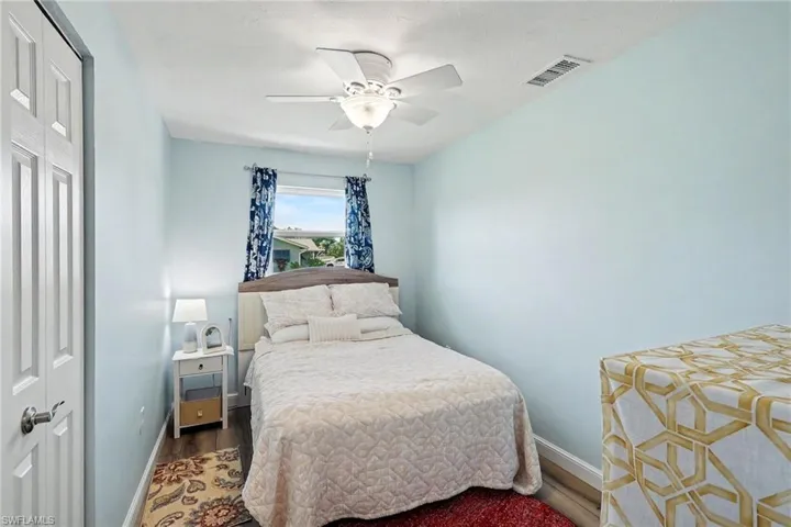 5411 Loyola Ln, Fort Myers, Florida 33908