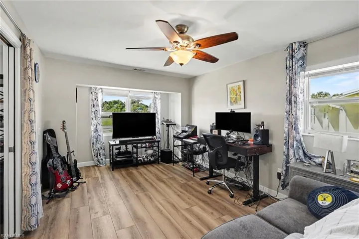 5411 Loyola Ln, Fort Myers, Florida 33908