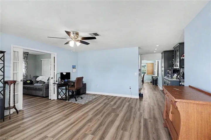 5411 Loyola Ln, Fort Myers, Florida 33908