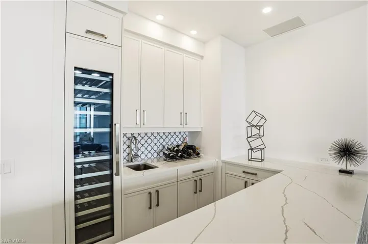 the perfect high-end setting for entertaining and enjoying your favorite vintages.