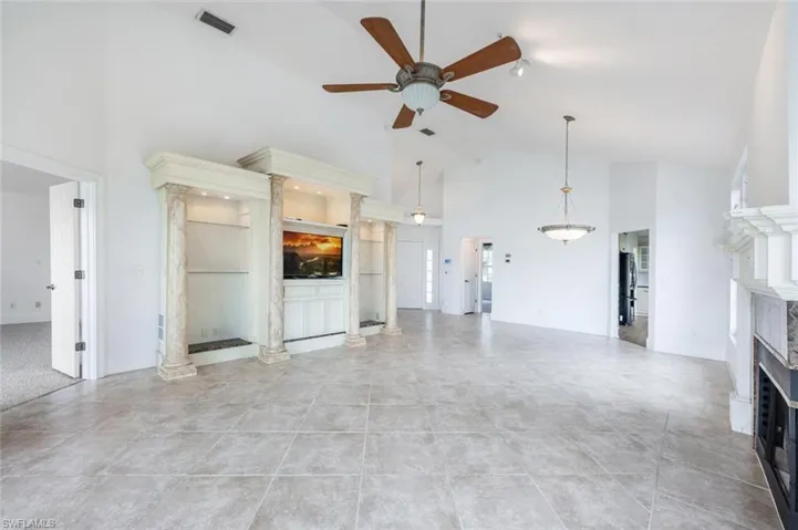 6624  Ilex  CIR, Naples, FL 34109