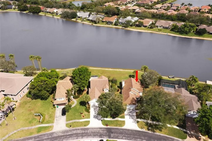 6624  Ilex  CIR, Naples, FL 34109