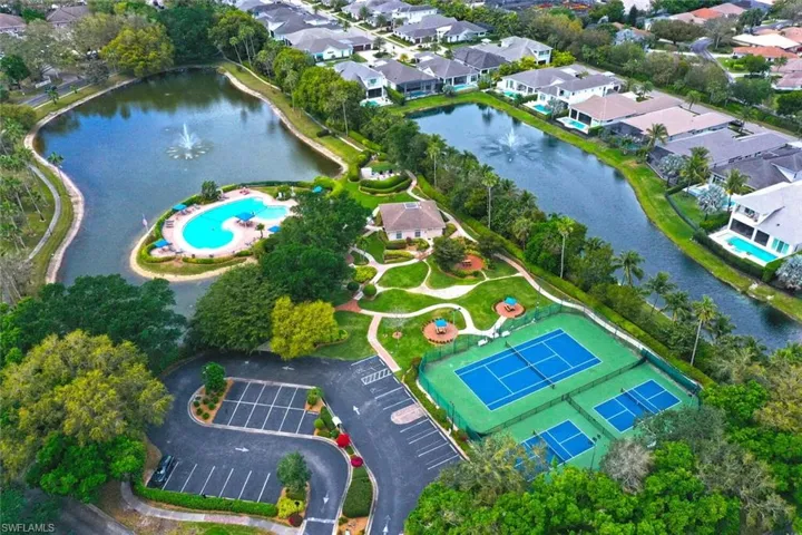 6624  Ilex  CIR, Naples, FL 34109