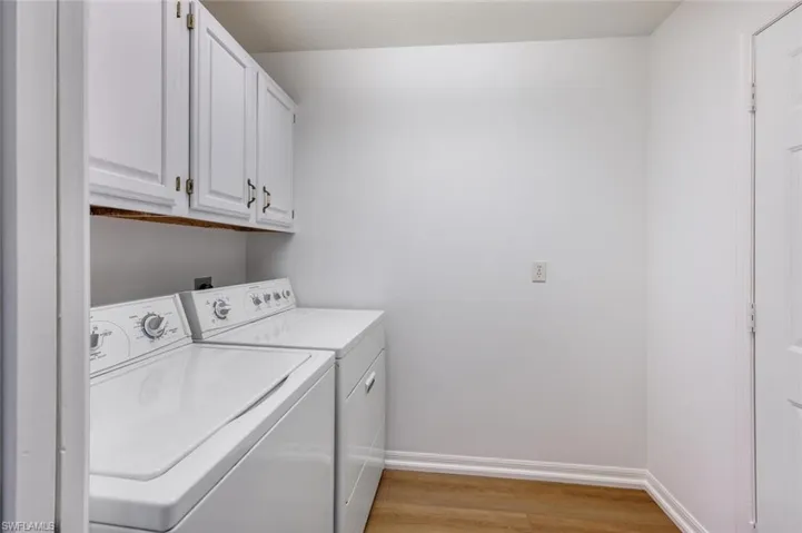 6624  Ilex  CIR, Naples, FL 34109