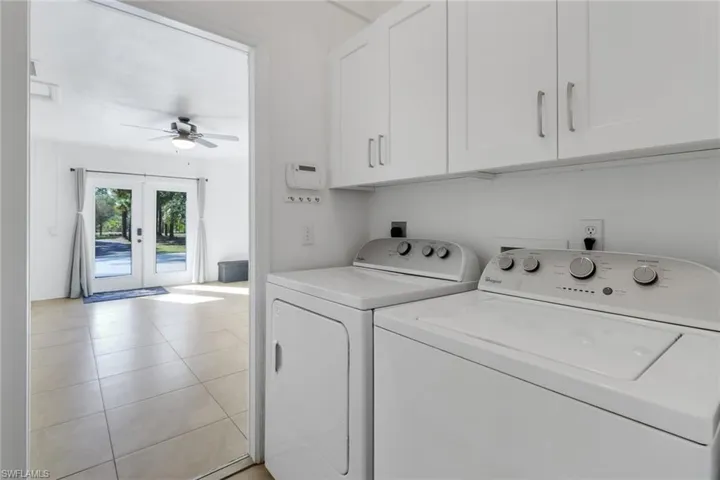 4281  14th SE AVE, Naples, FL 34117