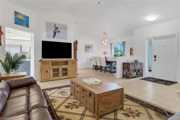 4281  14th SE AVE, Naples, FL 34117