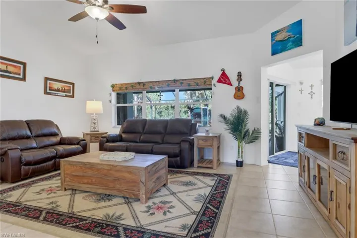 4281  14th SE AVE, Naples, FL 34117
