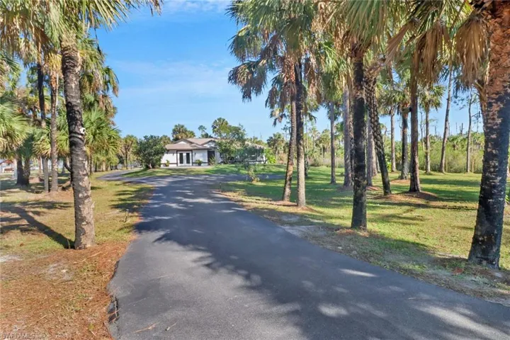 4281  14th SE AVE, Naples, FL 34117