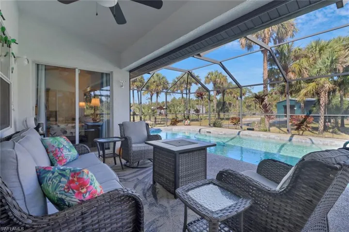 4281  14th SE AVE, Naples, FL 34117