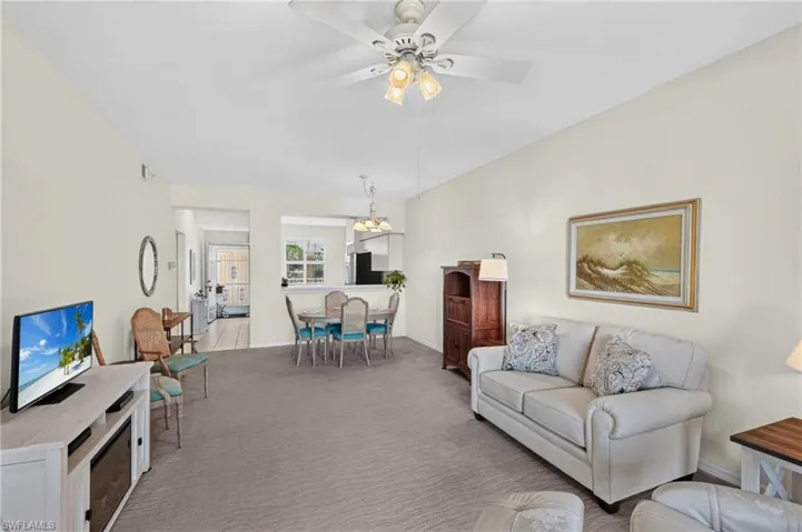 Spacious Living Room/Dining Room