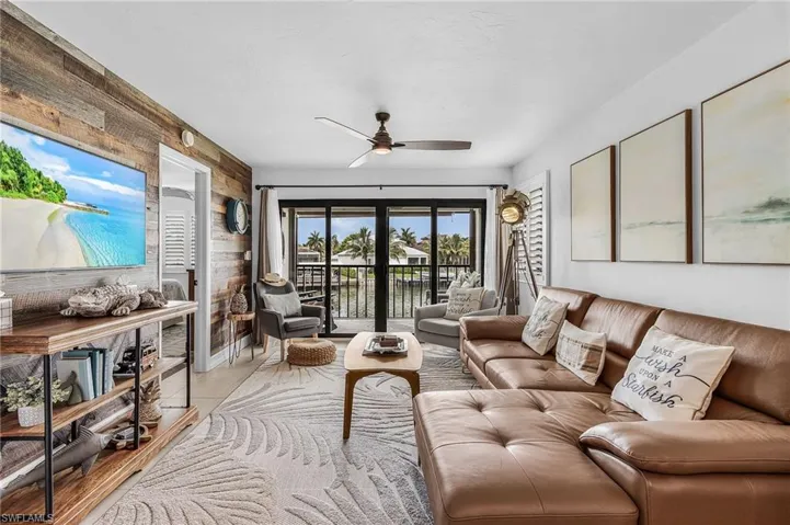 848 Elkcam Cir 212, Marco Island, Florida 34145