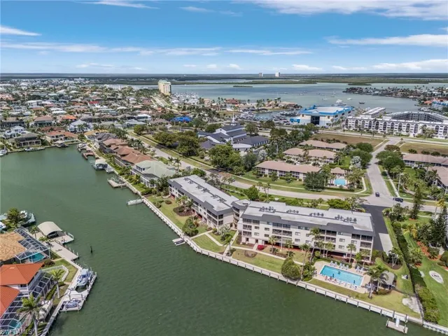 848 Elkcam Cir 212, Marco Island, Florida 34145