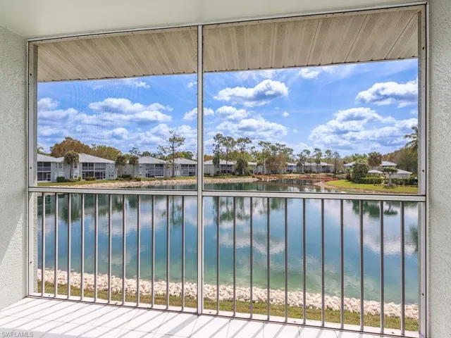 865 New Waterford Dr # 202, Naples Fl 34104