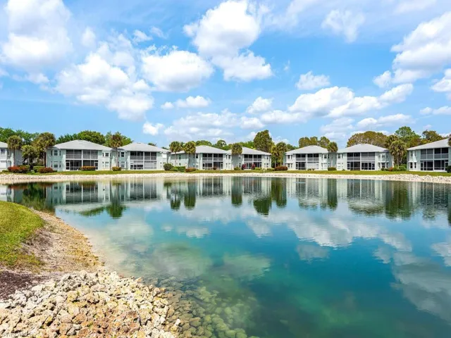 865 New Waterford Dr # 202, Naples Fl 34104