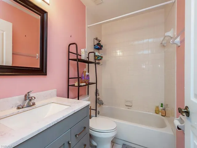 865 New Waterford Dr # 202, Naples Fl 34104
