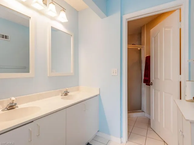 865 New Waterford Dr # 202, Naples Fl 34104