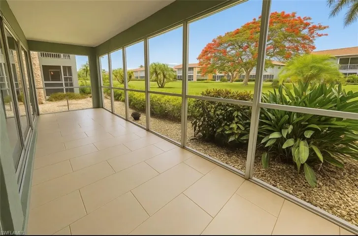 1400 Pompei Ln 77, Naples, Florida 34103
