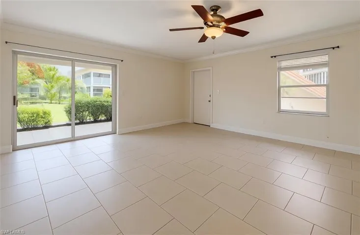 1400 Pompei Ln 77, Naples, Florida 34103