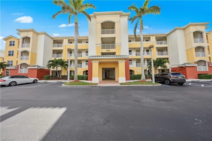 11021 Gulf Reflections Dr 101, Fort Myers, Florida 33908
