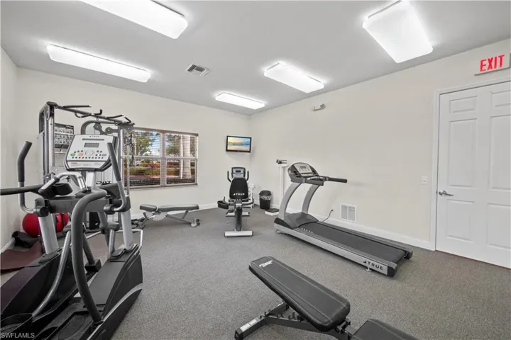 11021 Gulf Reflections Dr 101, Fort Myers, Florida 33908