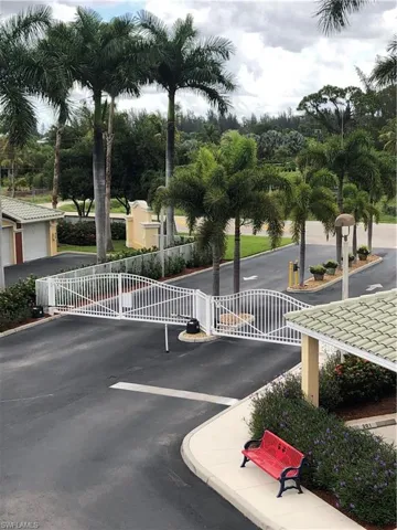 11021 Gulf Reflections Dr 101, Fort Myers, Florida 33908